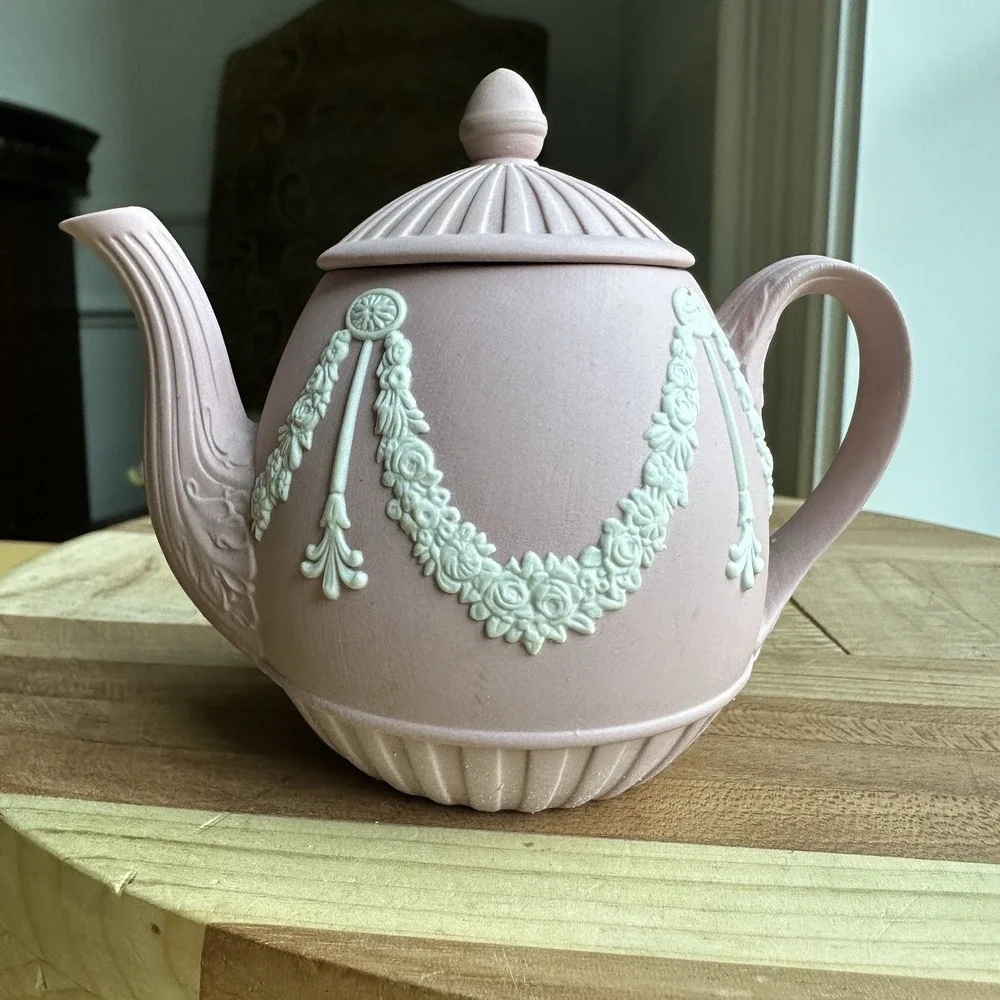 Wedgwood Pink White Jasperware Mini Teapot 3.6 Inch Lid Floral Classical Signed